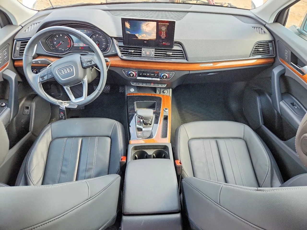 Audi Q5 2.0l Premium 40, снимка 8 - Автомобили и джипове - 55877225