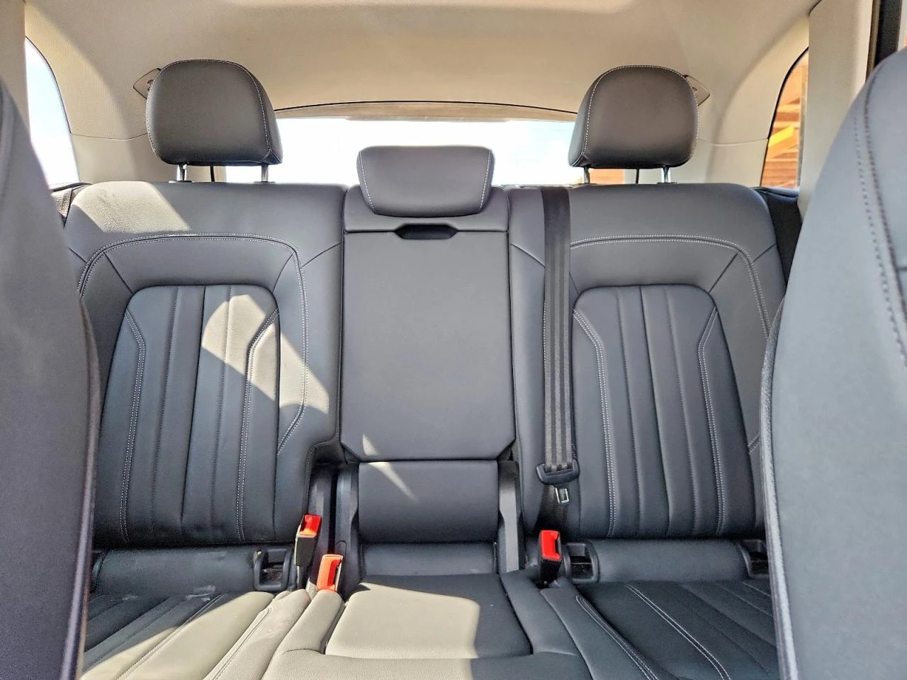 Audi Q5 2.0l Premium 40, снимка 10 - Автомобили и джипове - 55877225