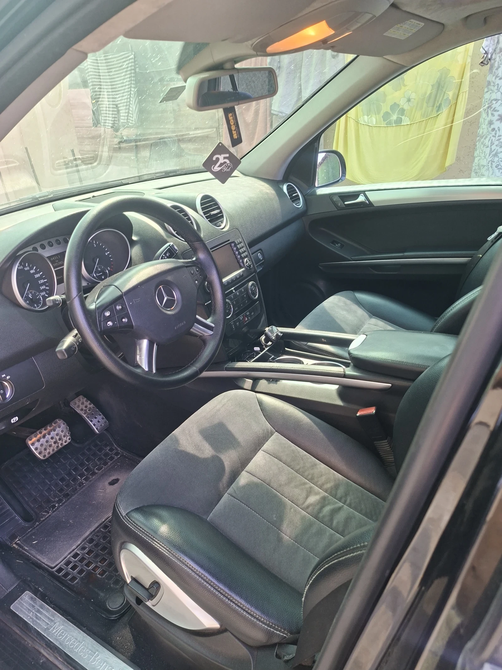 Mercedes-Benz ML 320, снимка 5 - Автомобили и джипове - 55940044