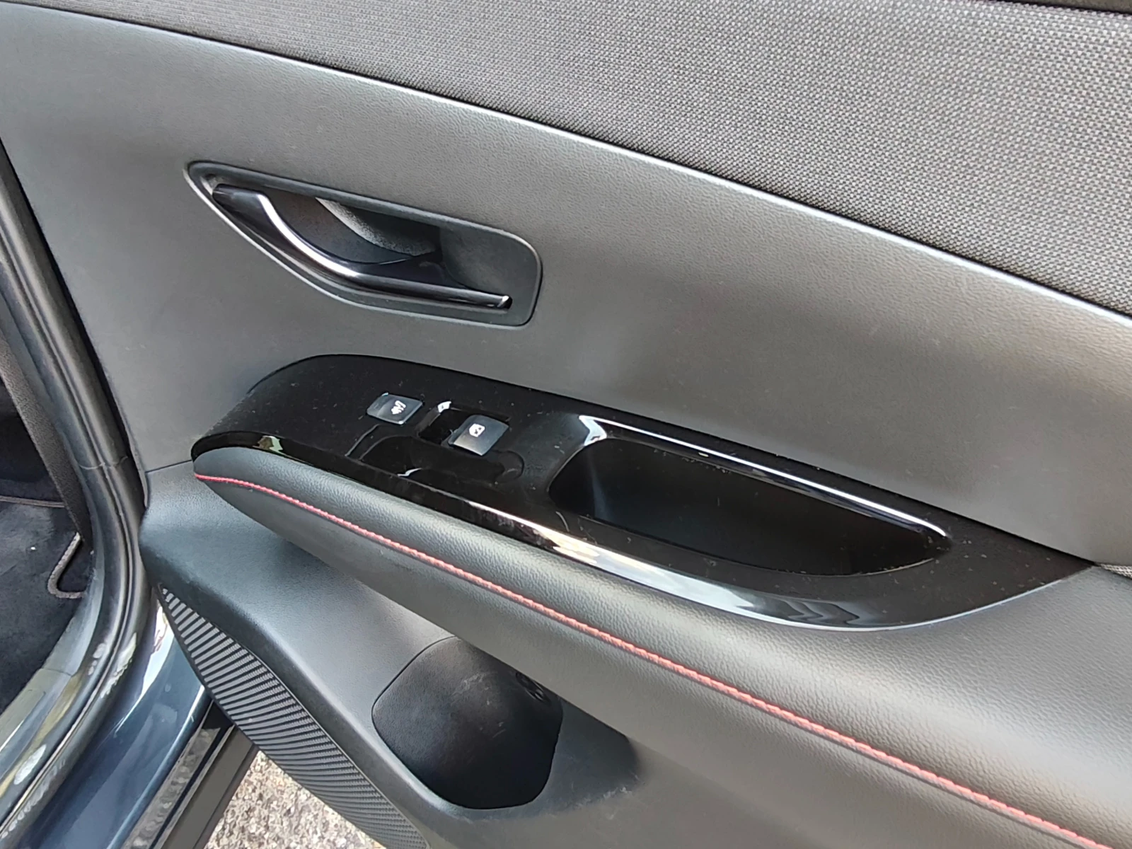 Hyundai Tucson N-LINE !!!, снимка 14 - Автомобили и джипове - 55979585