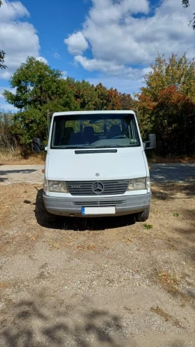 Mercedes-Benz 310, снимка 1