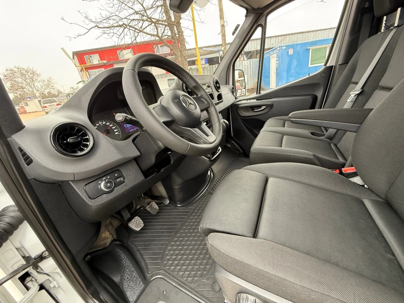 Mercedes-Benz Sprinter 211 CDI, снимка 8 - Бусове и автобуси - 49316393