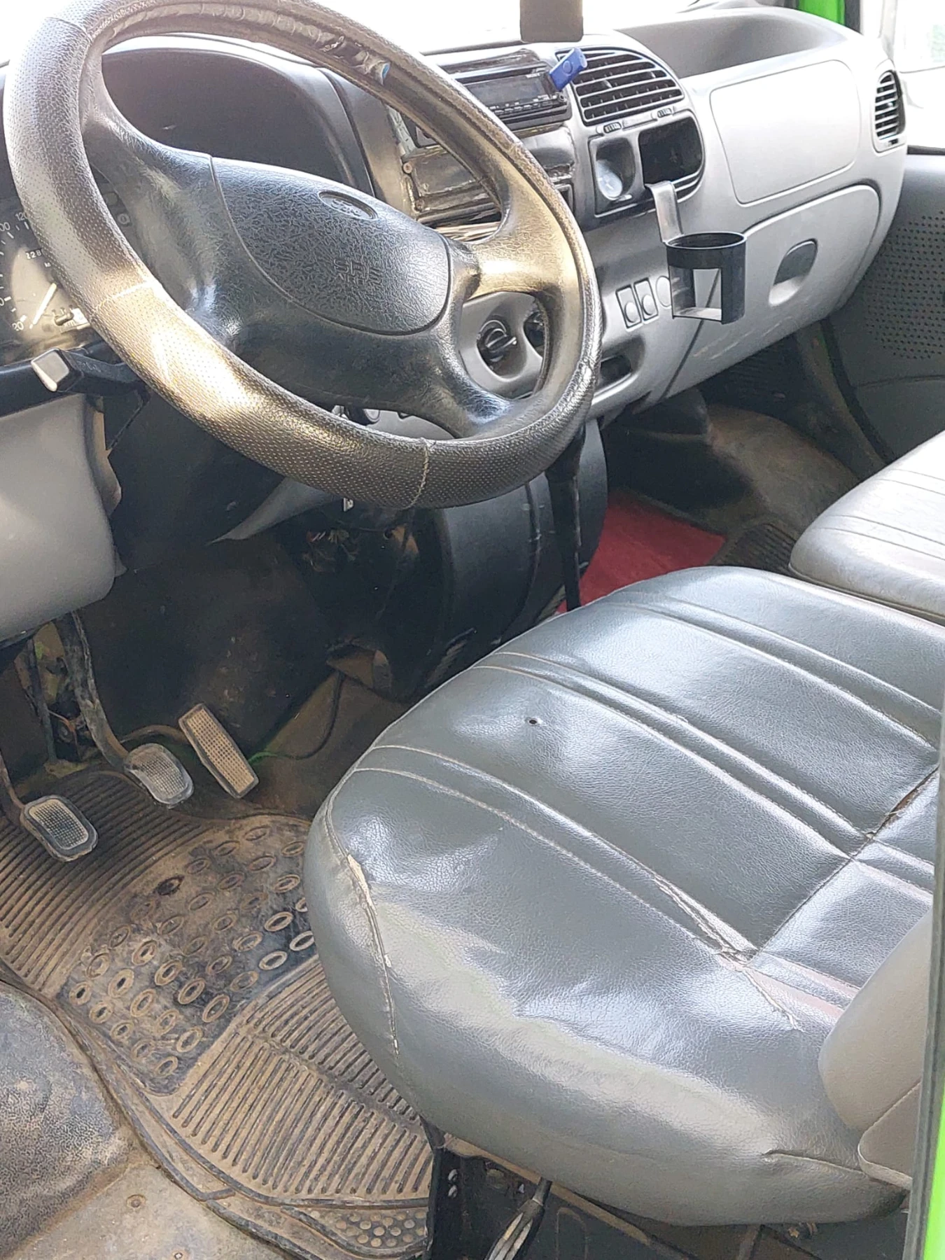 Ford Transit 2.5 турбо, снимка 11 - Бусове и автобуси - 53804241