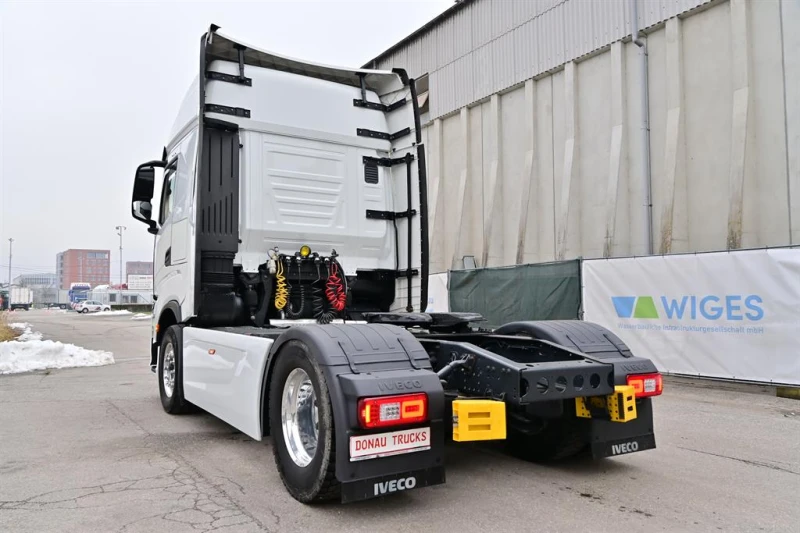 Iveco S-Way 440S51T Ретардер, гуми 90%, снимка 4 - Камиони - 52483796