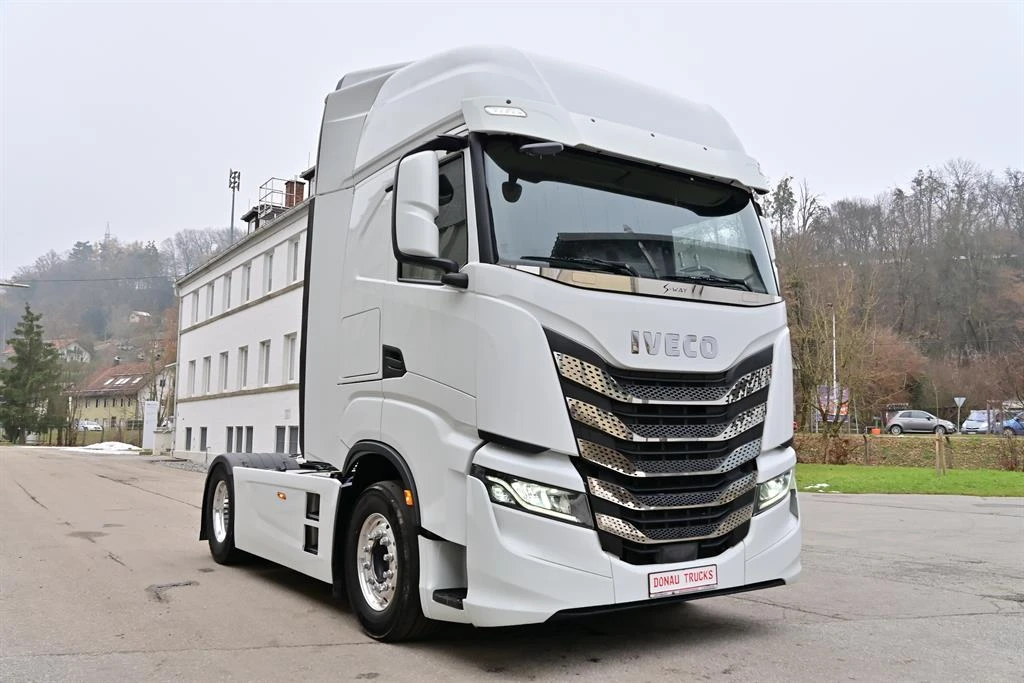 Iveco S-Way 440S51T Ретардер, гуми 90% - изображение 2