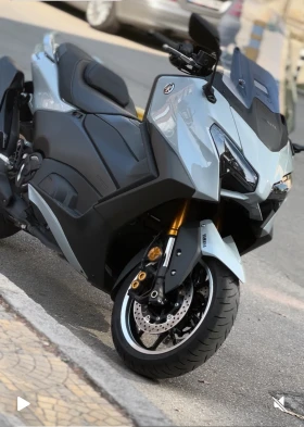     Yamaha T-max Tech max