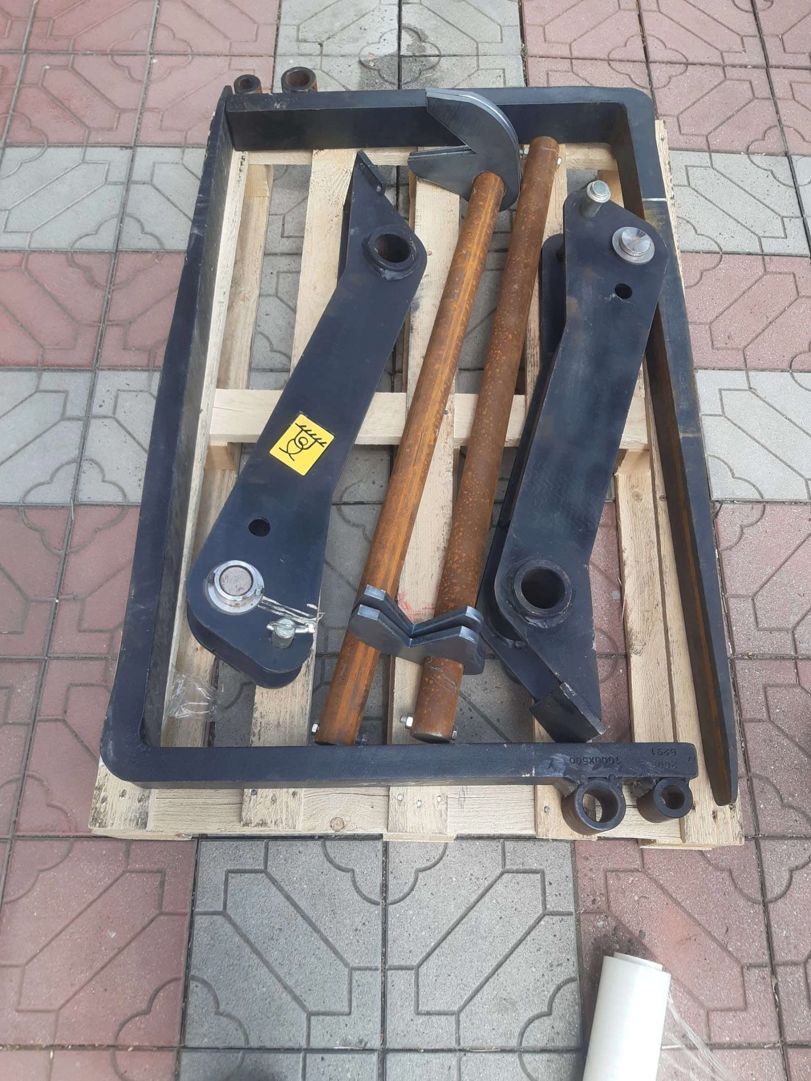 ����� JCB | Mobile.bg � ����������� 16