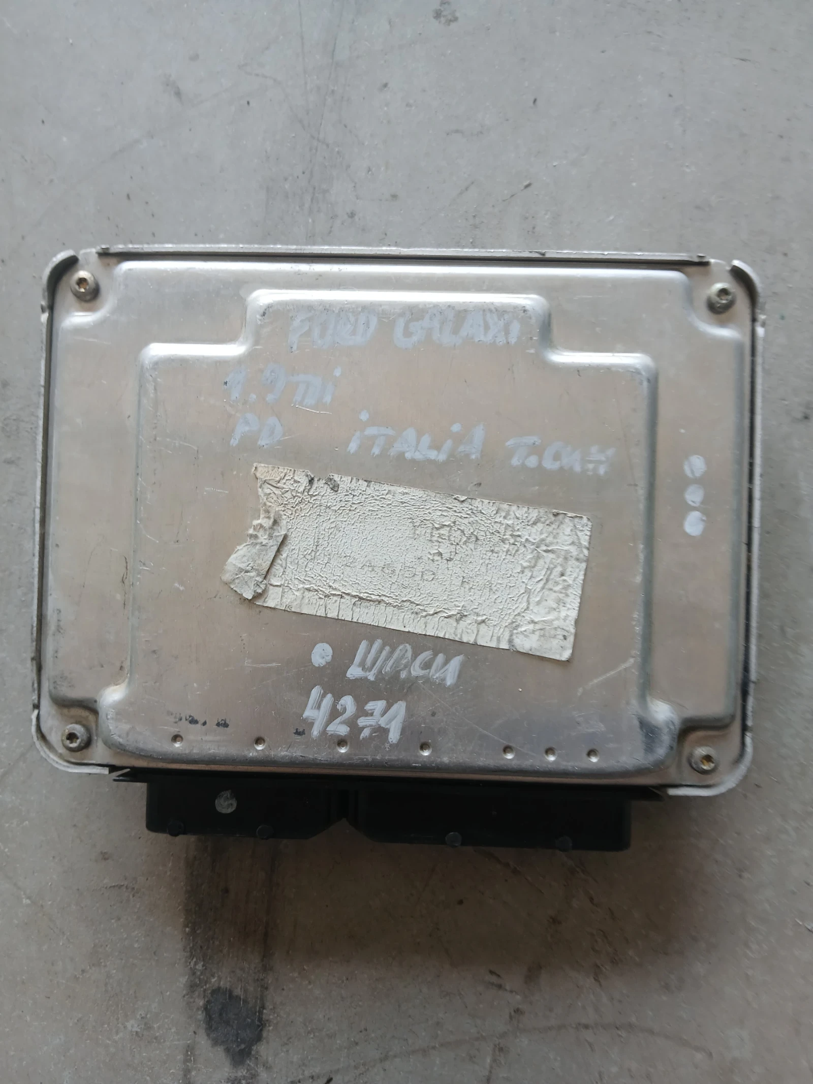 038 906 019 BF Компютър Ford Galaxy , снимка 2 - Части - 54791435