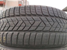 Гуми Зимни 255/45R19, снимка 1 - Гуми и джанти - 48962105