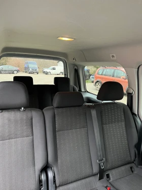 VW Caddy Maxi 7 Местен, снимка 17