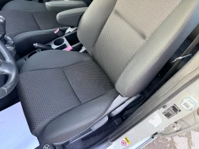 Toyota Corolla verso 2.2D4D* CarPlay/AndroidAuto* НОВИ ГУМИ* РЕГИСТРИРА - 4100 € / 8018.90 лв. - 12603938 16