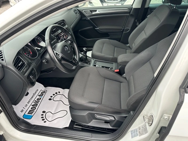 VW Golf 1.6 TDI NAVI LED, снимка 10 - Автомобили и джипове - 45767739