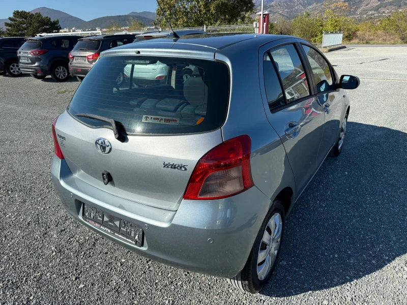 Toyota Yaris (KATO НОВА), снимка 6 - Автомобили и джипове - 47593810