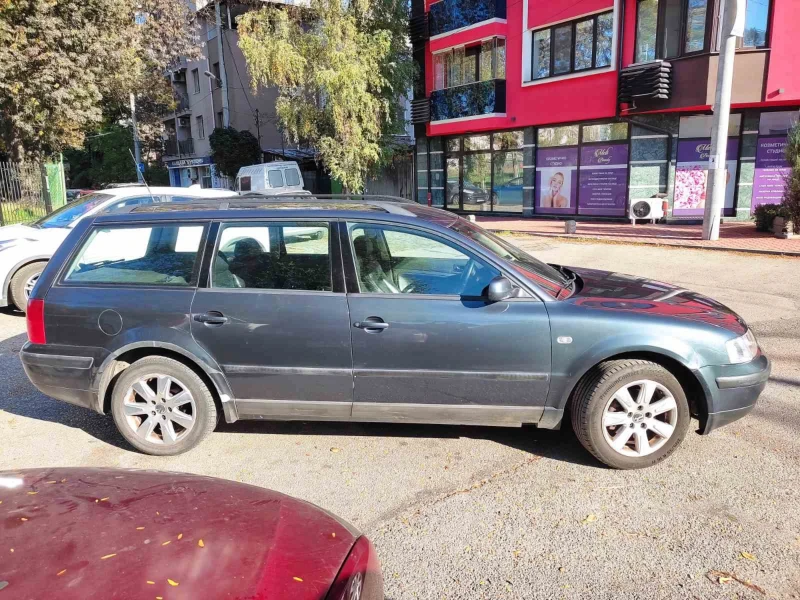 VW Passat TDI 1.9 kombi, снимка 8 - Автомобили и джипове - 47626412