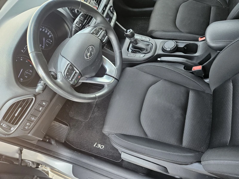 Hyundai I30 1.4i AUTOMATIC swiss edition , снимка 8 - Автомобили и джипове - 49173774