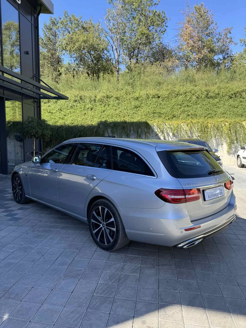 Mercedes-Benz E 300, снимка 6 - Автомобили и джипове - 51819454