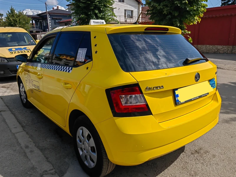 Skoda Fabia Бартер!!!, снимка 4 - Автомобили и джипове - 52029768
