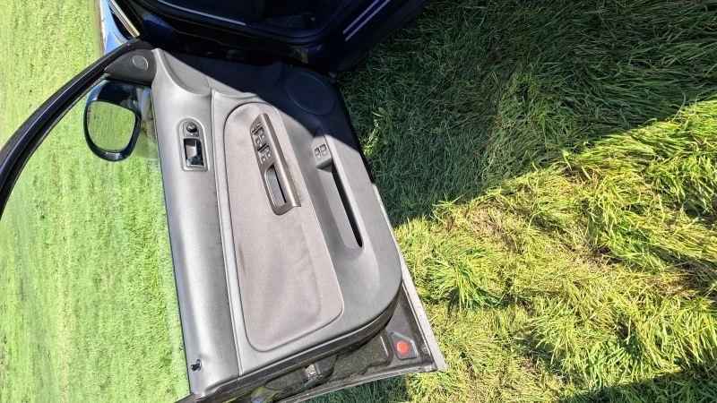 VW Passat 2.0 benzin , снимка 12 - Автомобили и джипове - 52401751