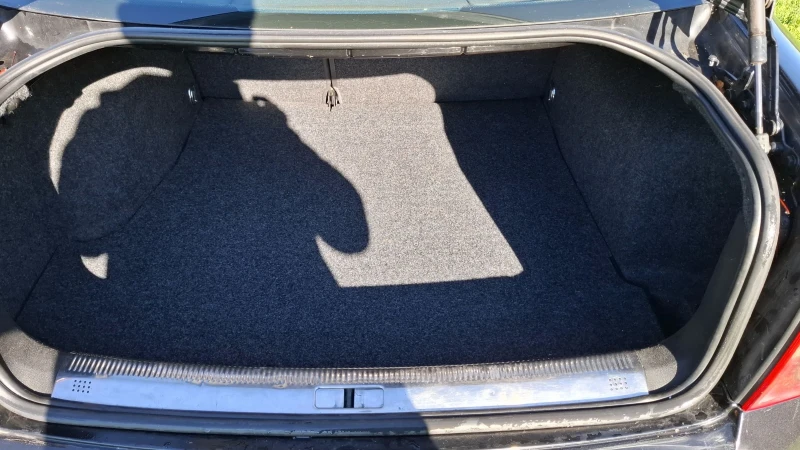 VW Passat 2.0 benzin , снимка 8 - Автомобили и джипове - 52401751