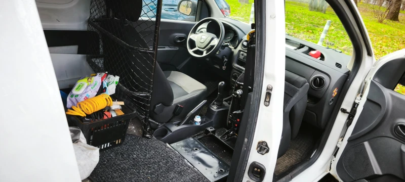 Dacia Dokker Отворено купе, снимка 8 - Автомобили и джипове - 52733605