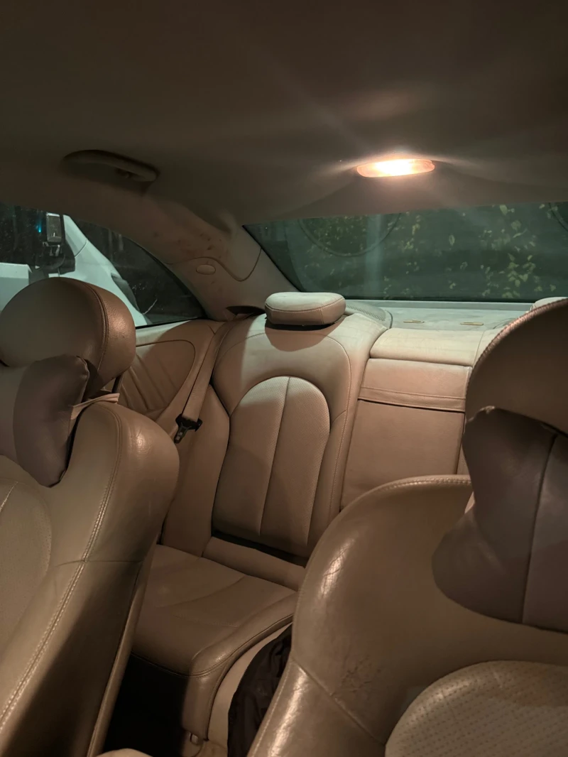 Mercedes-Benz CLK, снимка 8 - Автомобили и джипове - 52776929