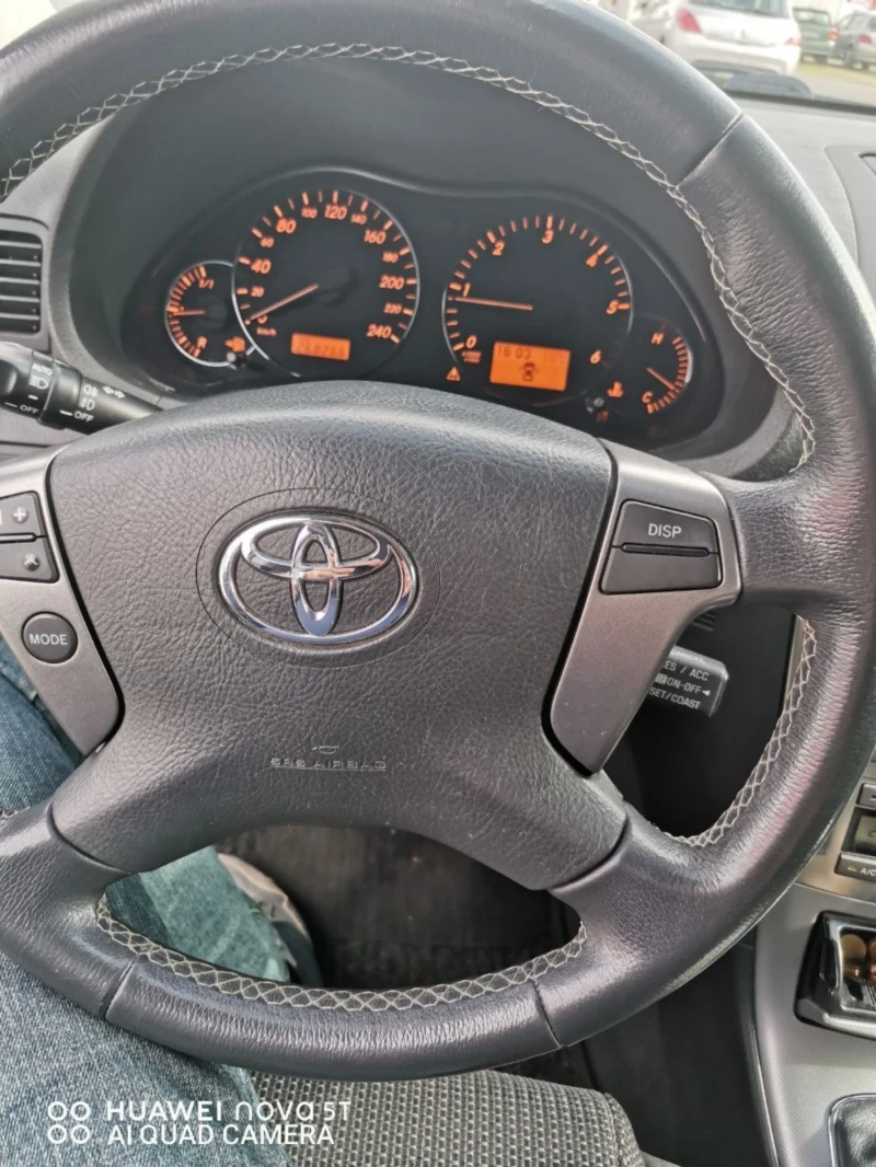 Toyota Avensis, снимка 4 - Автомобили и джипове - 52998779