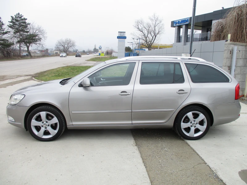 Skoda Octavia 2.0TDI/140кс./4x4/6-СКОРОСТИ/КАТО НОВА, снимка 7 - Автомобили и джипове - 53211499