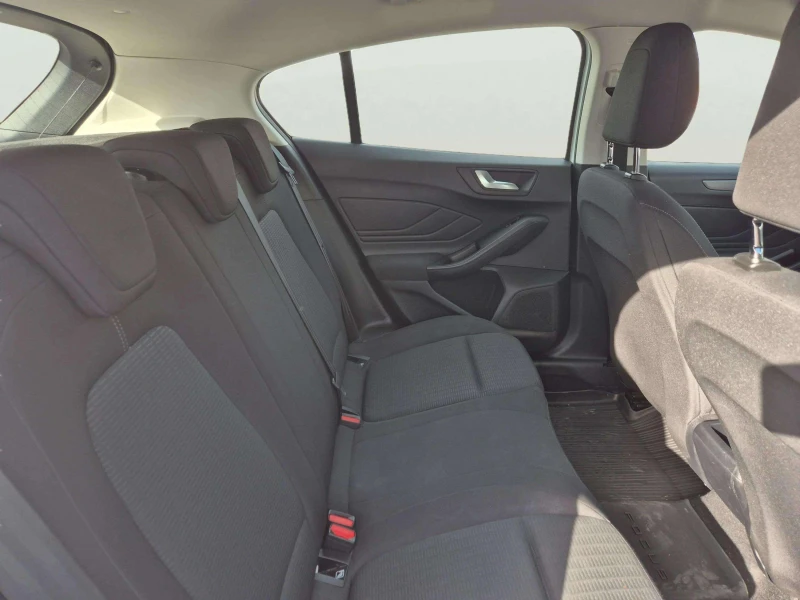 Ford Focus 1.0 EcoBoost, снимка 9 - Автомобили и джипове - 53255109