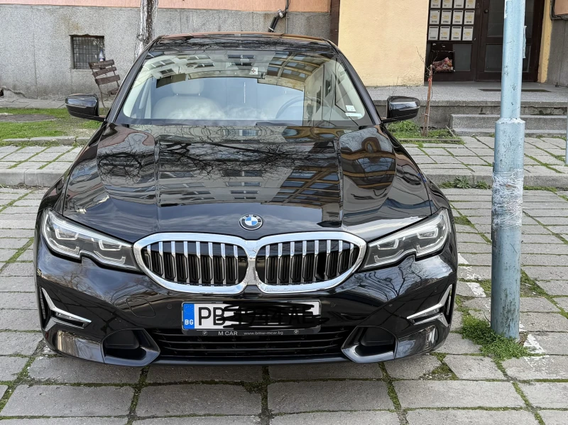 BMW 320 xDrive, Luxury Line, снимка 5 - Автомобили и джипове - 53536631
