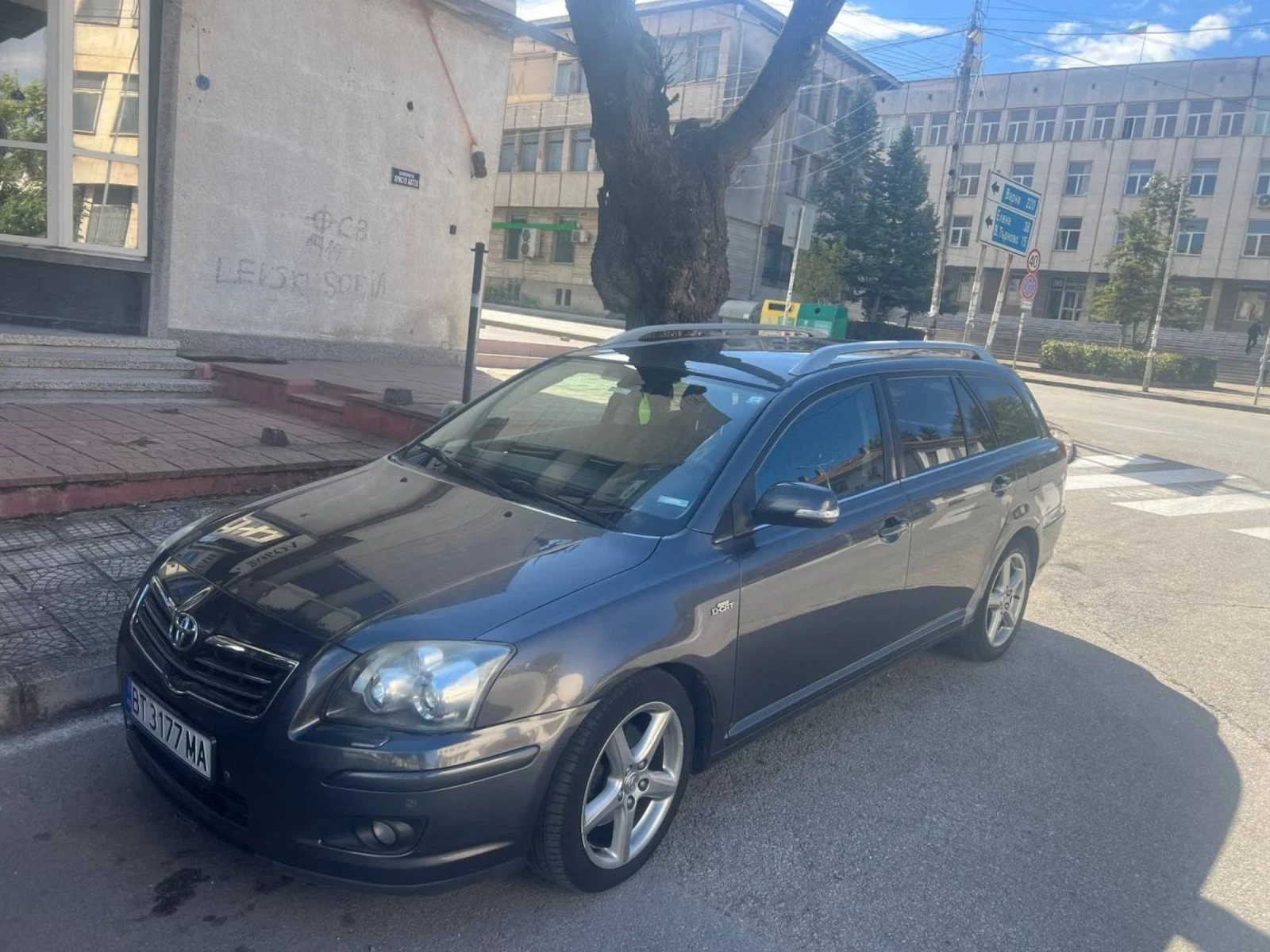 Toyota Avensis, снимка 1