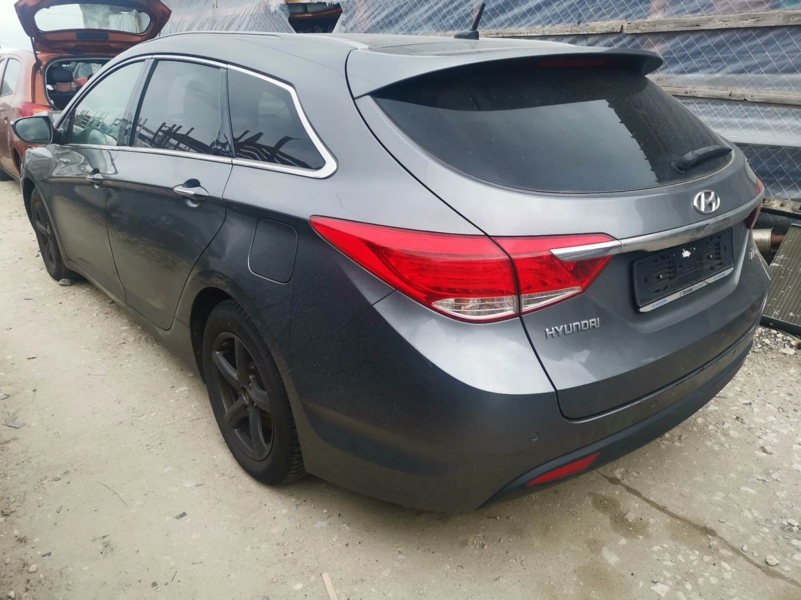 Hyundai I40 1.7crdi - изображение 2