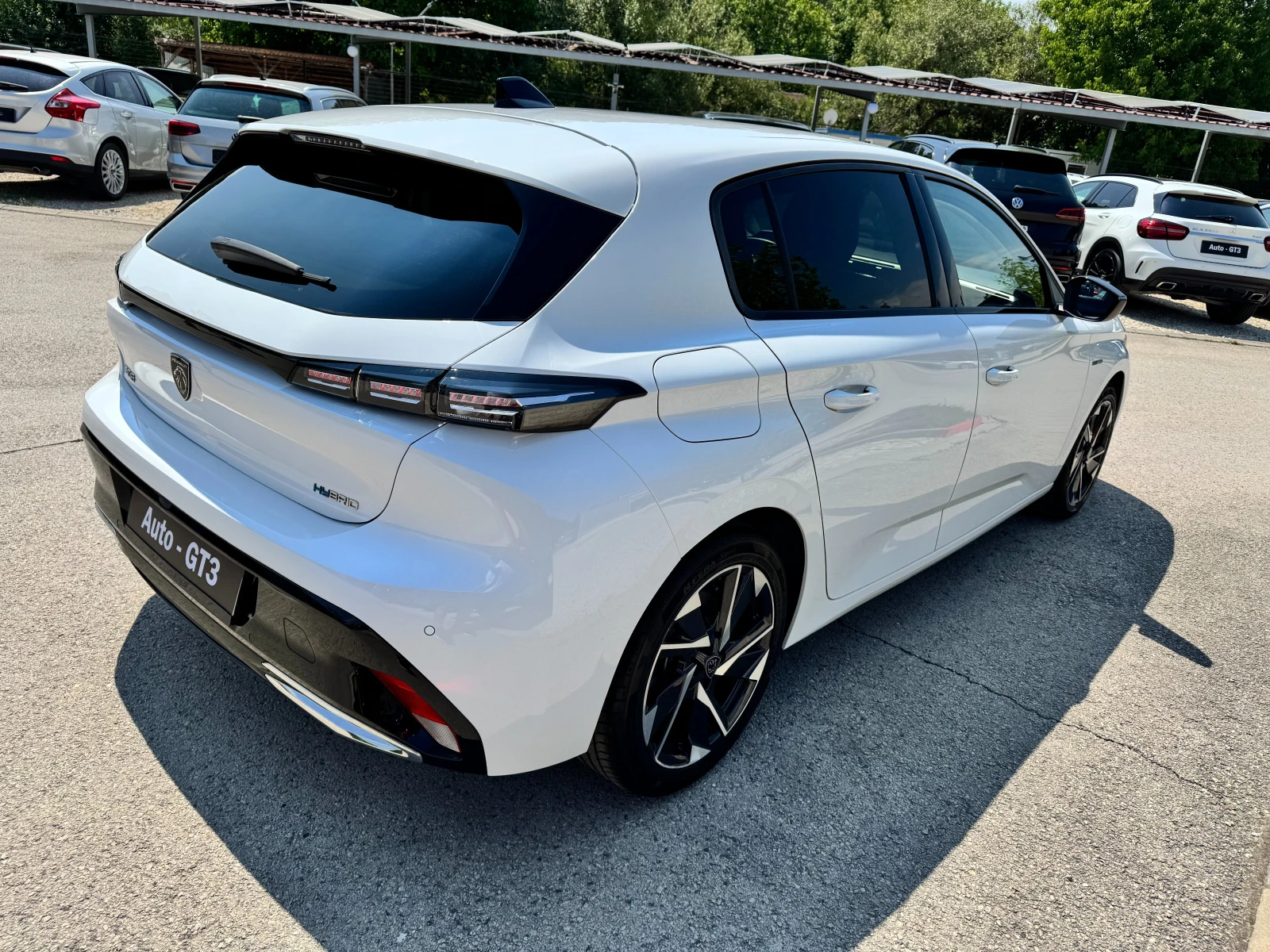 Peugeot 308 1.6PHEV 224к.с GT-pack 8ск.  - изображение 4
