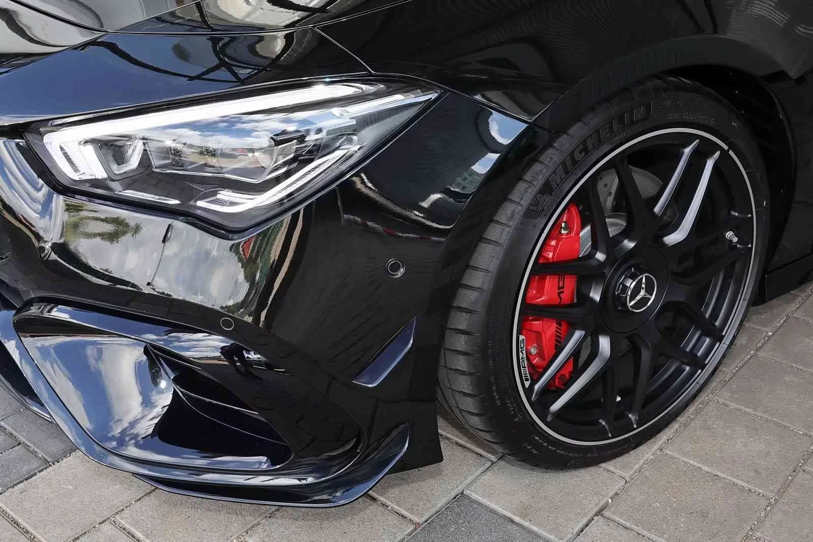 Mercedes-Benz CLA 45 AMG S 4M+ Coupé PANORAMA+ DISTRO - изображение 7
