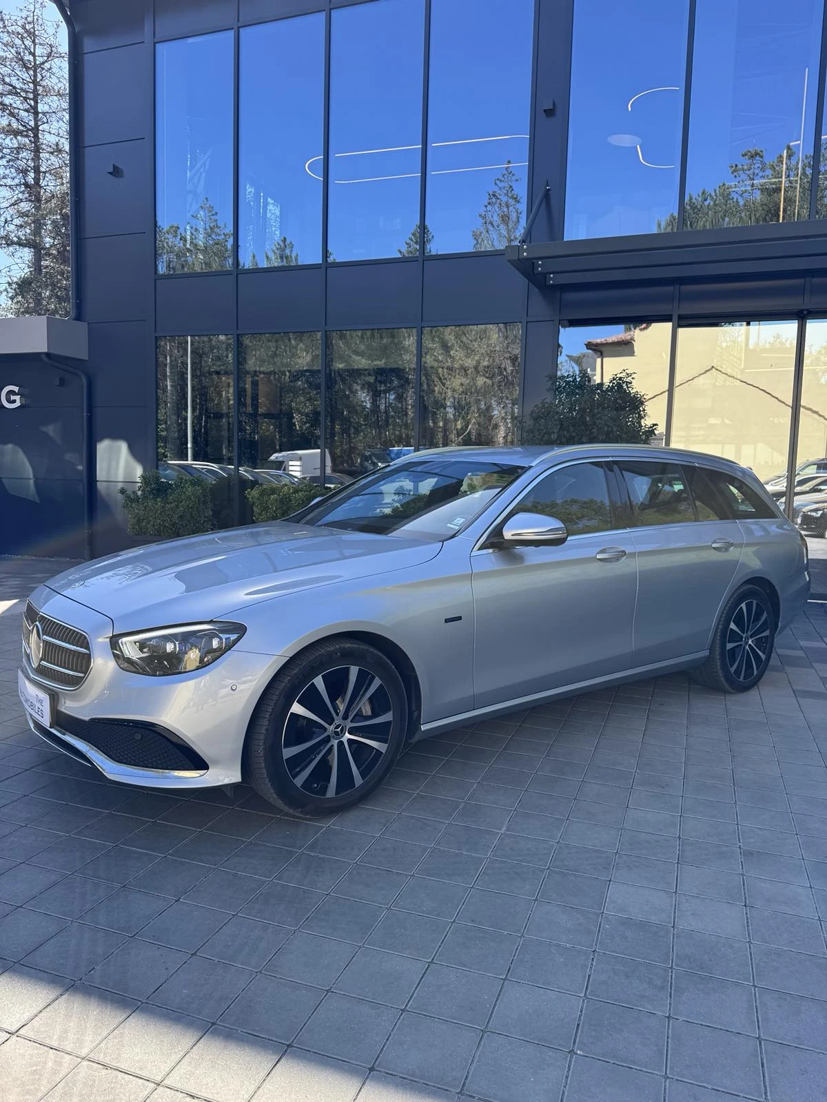 Mercedes-Benz E 300  - изображение 3
