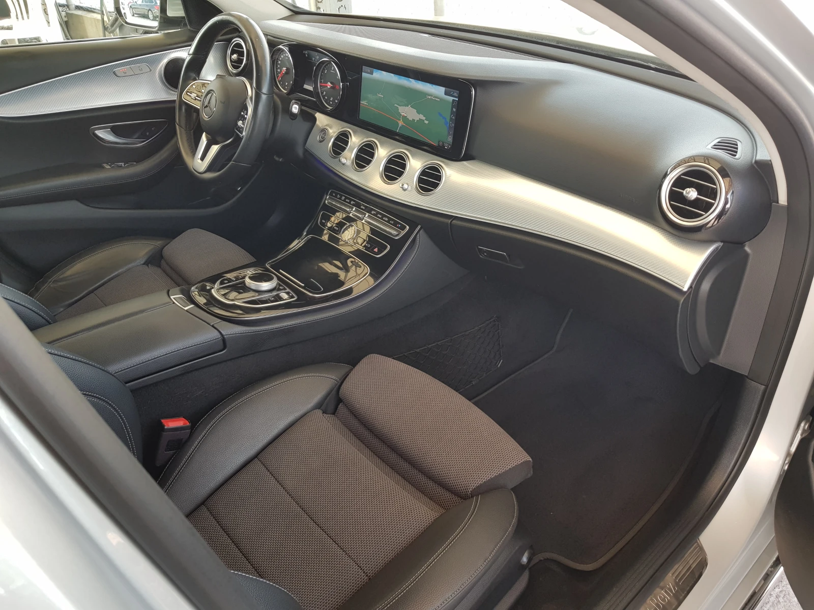 Mercedes-Benz E 220 D - 194 .. /10/2018 .  | Mobile.bg   11