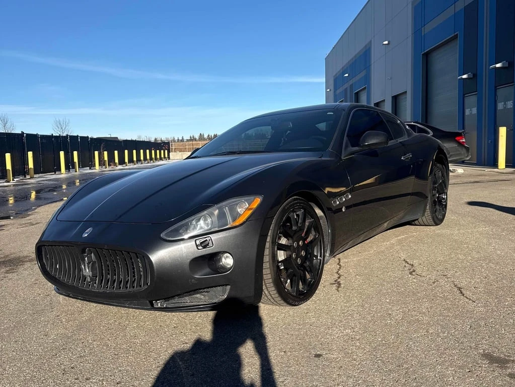 Maserati GranTurismo * 2dr Cpe * CARFAX * БЕЗ ПЪРВОНАЧАЛНА ВНОСКА - изображение 2