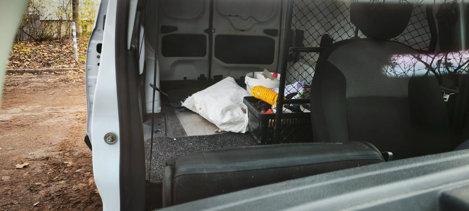 Dacia Dokker Отворено купе - изображение 7