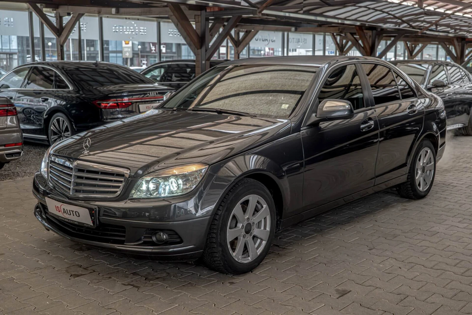 Mercedes-Benz C 200 5G-Tronic/Xenon/Bluetooth/Tempomat/Климатроник, снимка 3 - Автомобили и джипове - 53947051