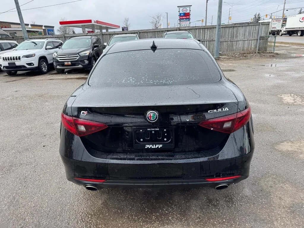 Alfa Romeo Giulia Ti Sport Q4* HARMAN KARDON* KEYLESS* ПОДГРЕВ* , снимка 6 - Автомобили и джипове - 53988648