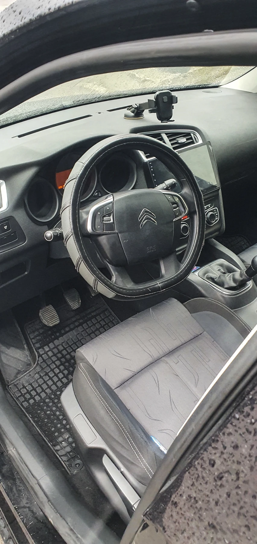 Citroen C4 1.6Hdi, снимка 7 - Автомобили и джипове - 54134549