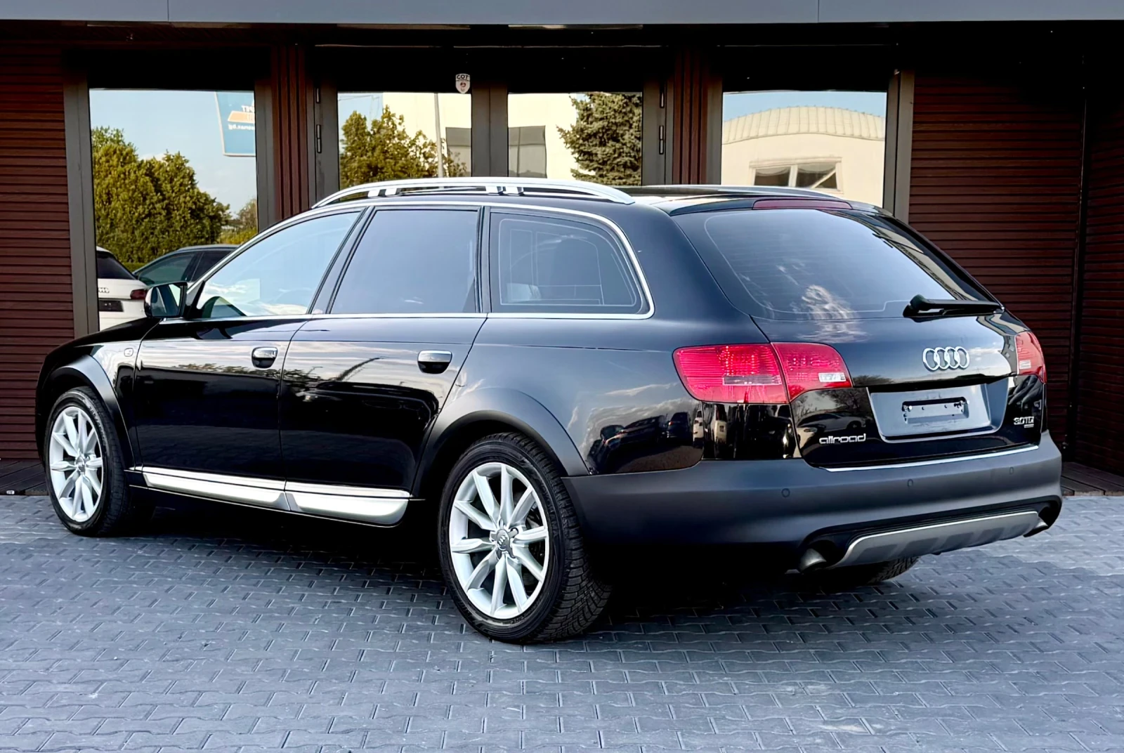 Audi A6 Allroad 3.0 TDI Quattro* Bose* Лизинг, снимка 6 - Автомобили и джипове - 54352013
