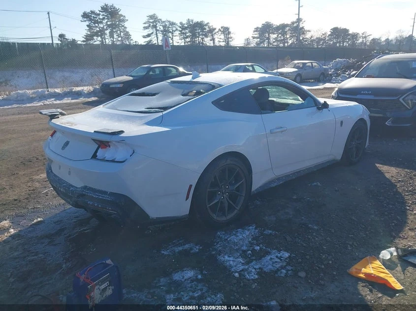 Ford Mustang 5.0l Dark Horse Fastback* КРАЙНА ЦЕНА ДО БГ* , снимка 4 - Автомобили и джипове - 54353114