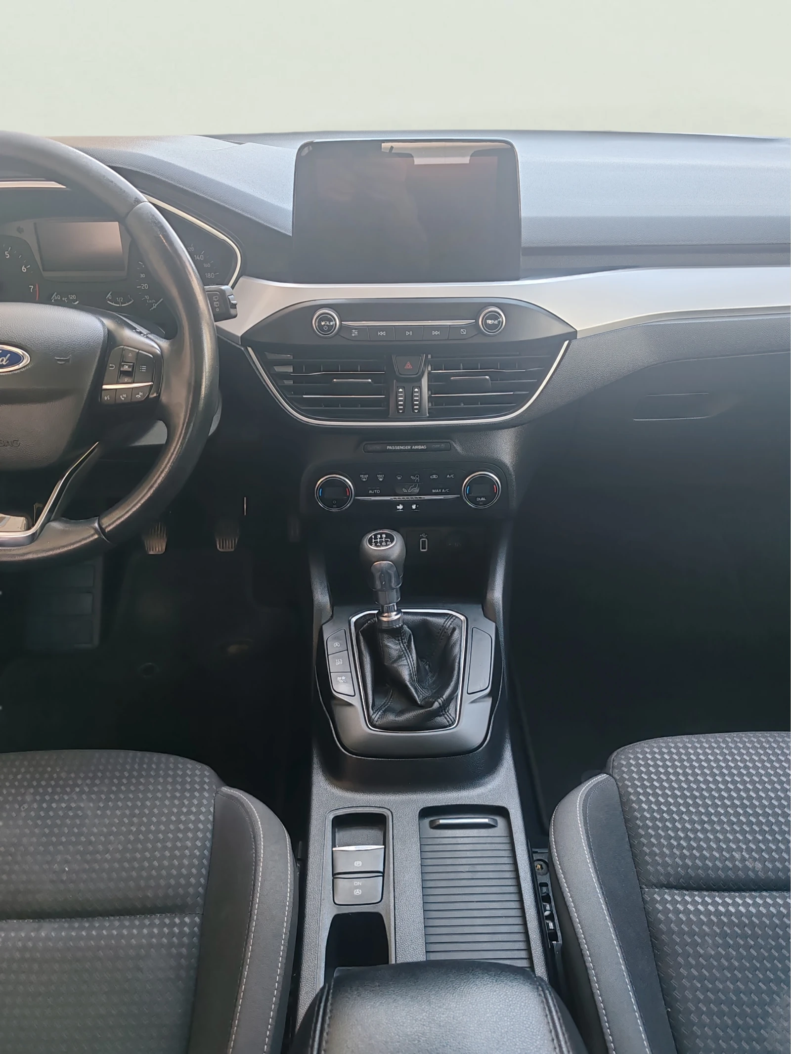 Ford Focus 1.0 EcoBoost | Mobile.bg � ����������� 10