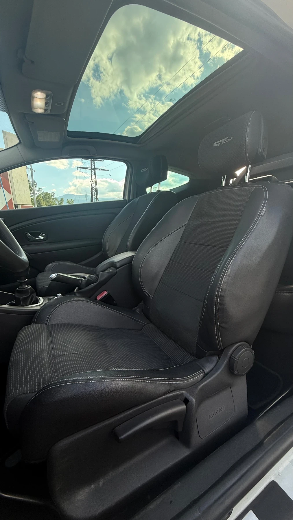 Renault Megane GT Line, снимка 6 - Автомобили и джипове - 55304320