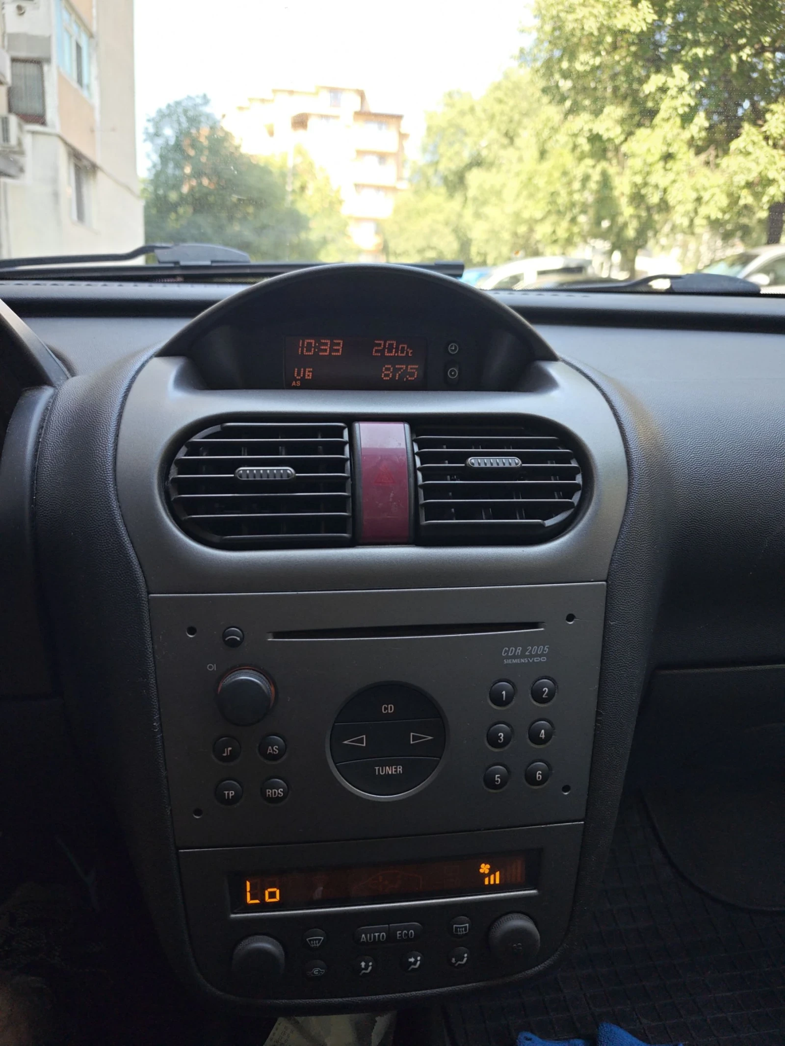 Opel Corsa, снимка 14 - Автомобили и джипове - 55352073