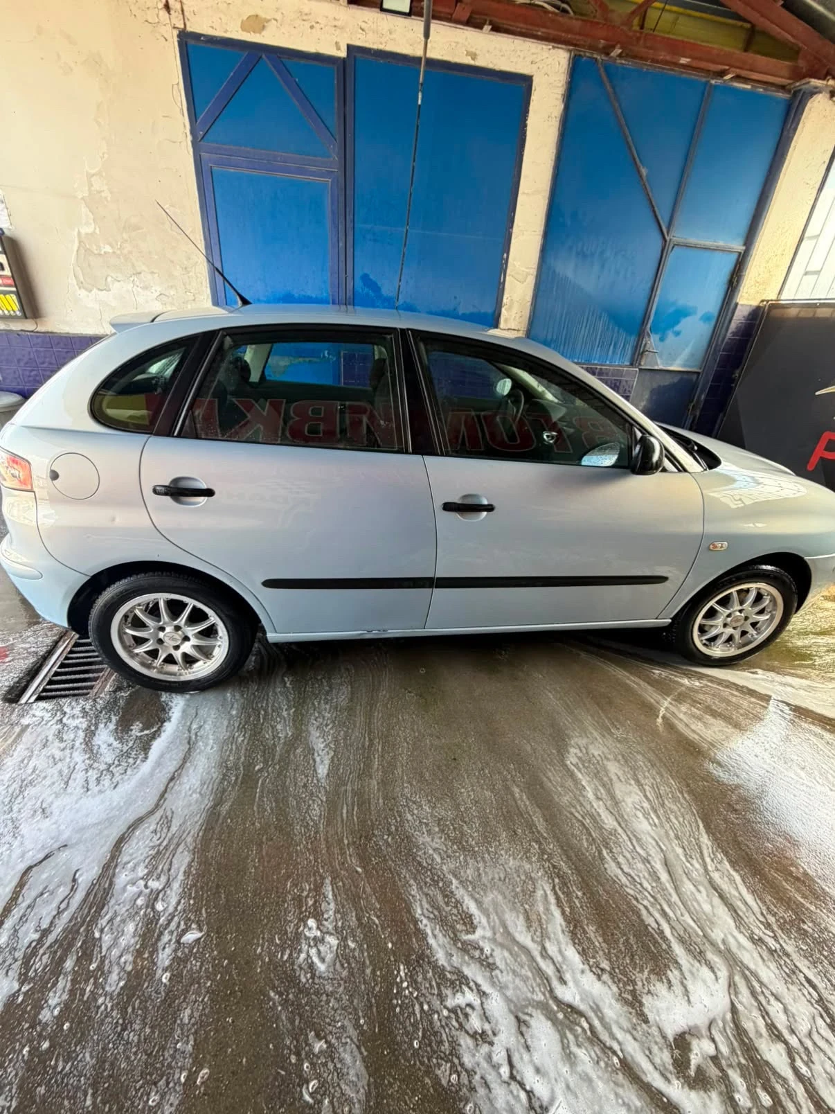 Seat Ibiza, снимка 4 - Автомобили и джипове - 55792887