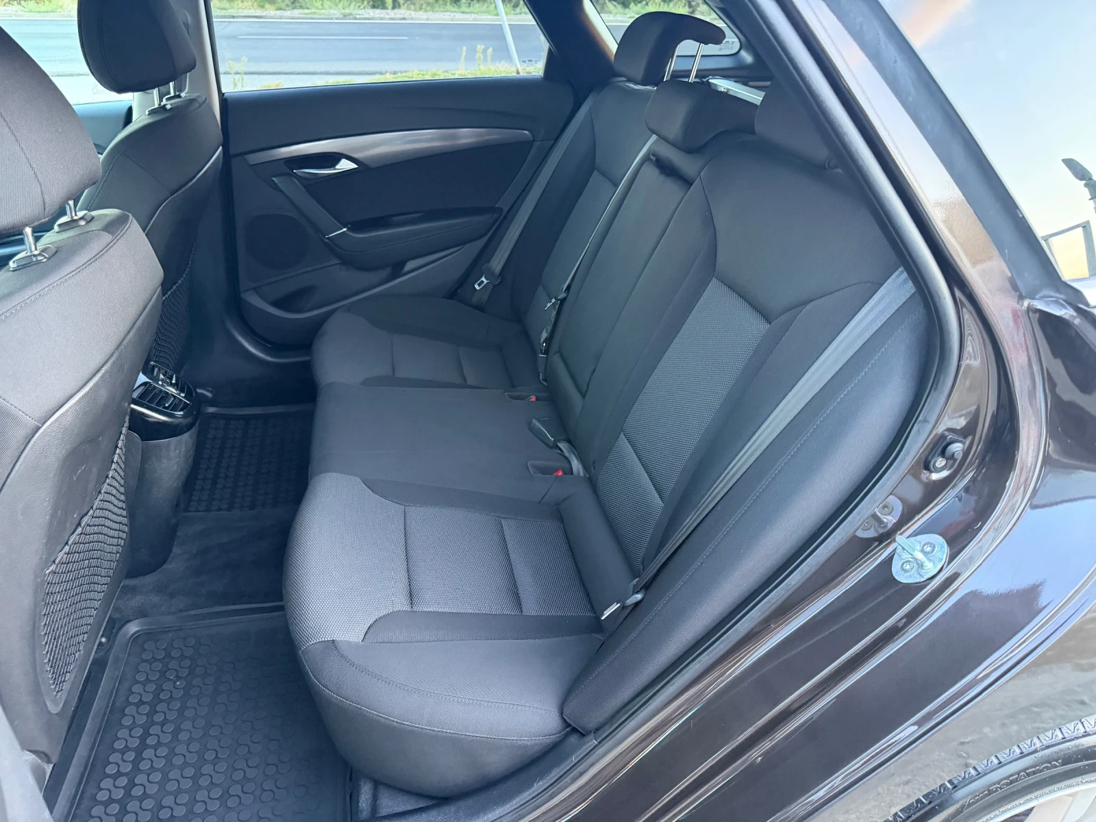 Hyundai I40 1.6 БЕНЗИН / ЕВРО6 / 83 000 км / 2018 г, снимка 14 - Автомобили и джипове - 56202001
