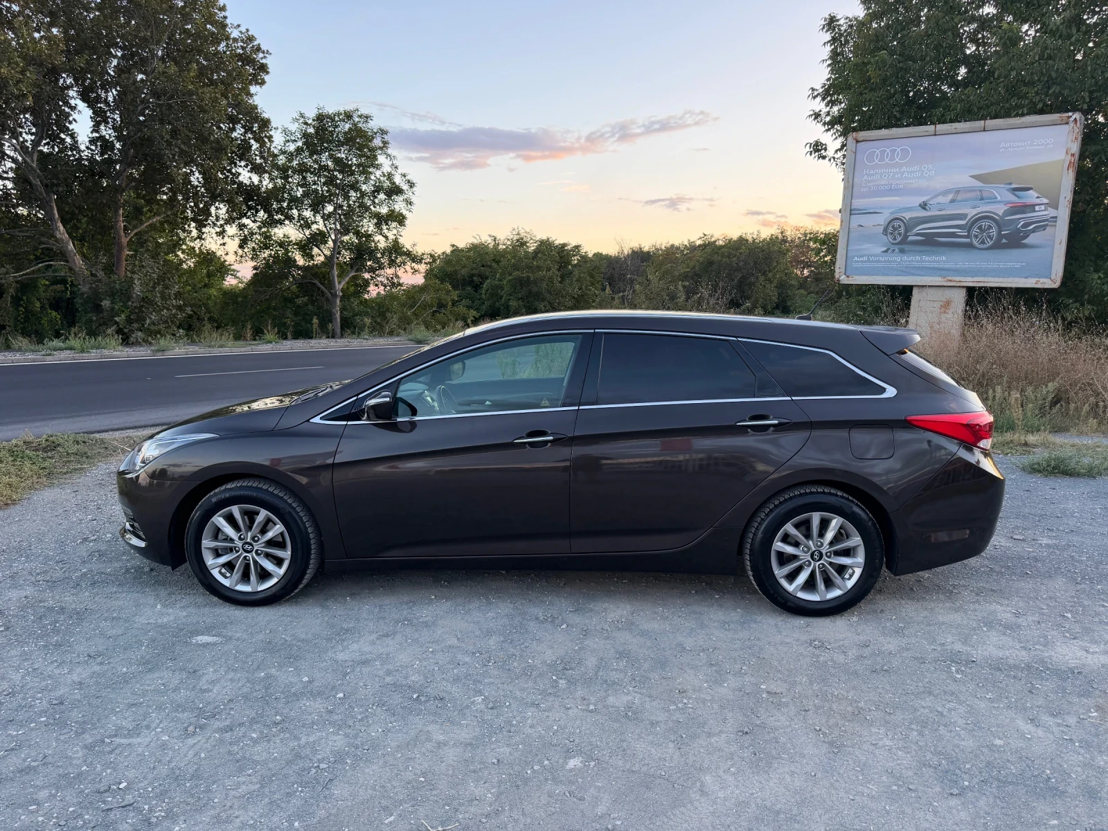 Hyundai I40 1.6 БЕНЗИН / ЕВРО6 / 83 000 км / 2018 г, снимка 8 - Автомобили и джипове - 56202001