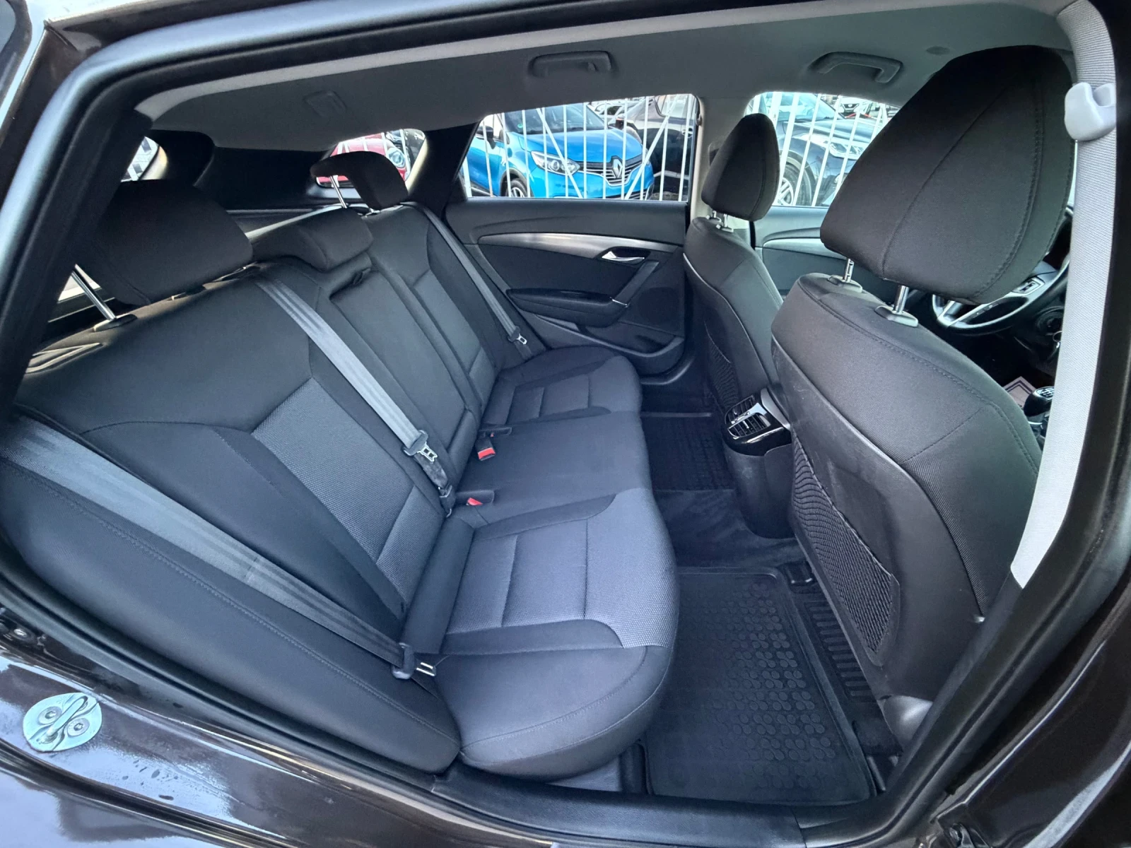 Hyundai I40 1.6 БЕНЗИН / ЕВРО6 / 83 000 км / 2018 г, снимка 13 - Автомобили и джипове - 56202001