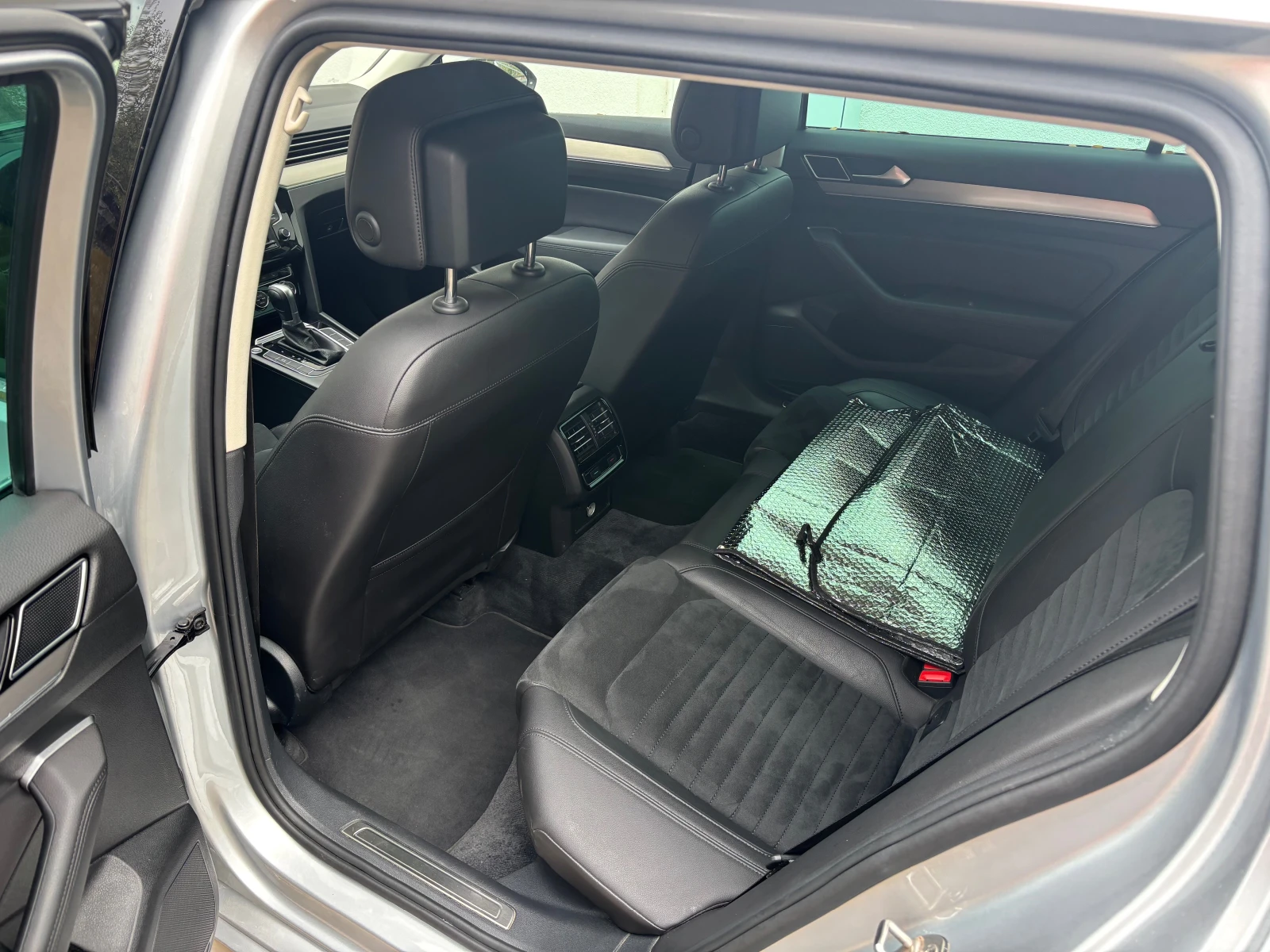 VW Passat R line, снимка 7 - Автомобили и джипове - 56502327